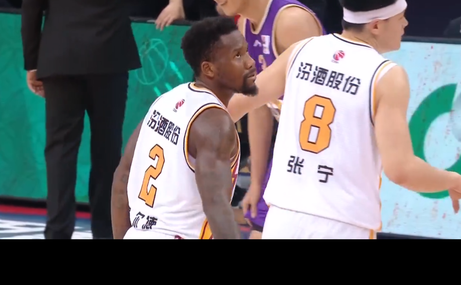 英格兰全取三分力压乌克兰，晋级半决赛的简单介绍