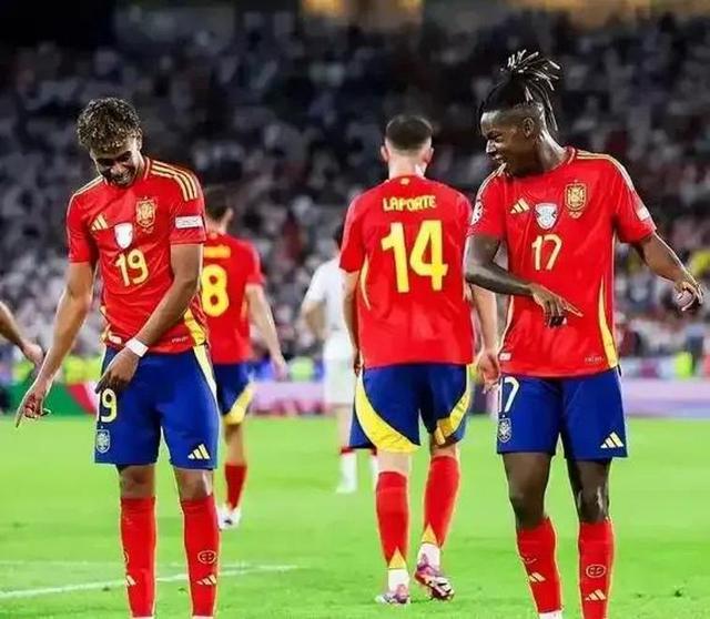 关于西班牙球员因身体不适选择退出世界杯预选赛的信息