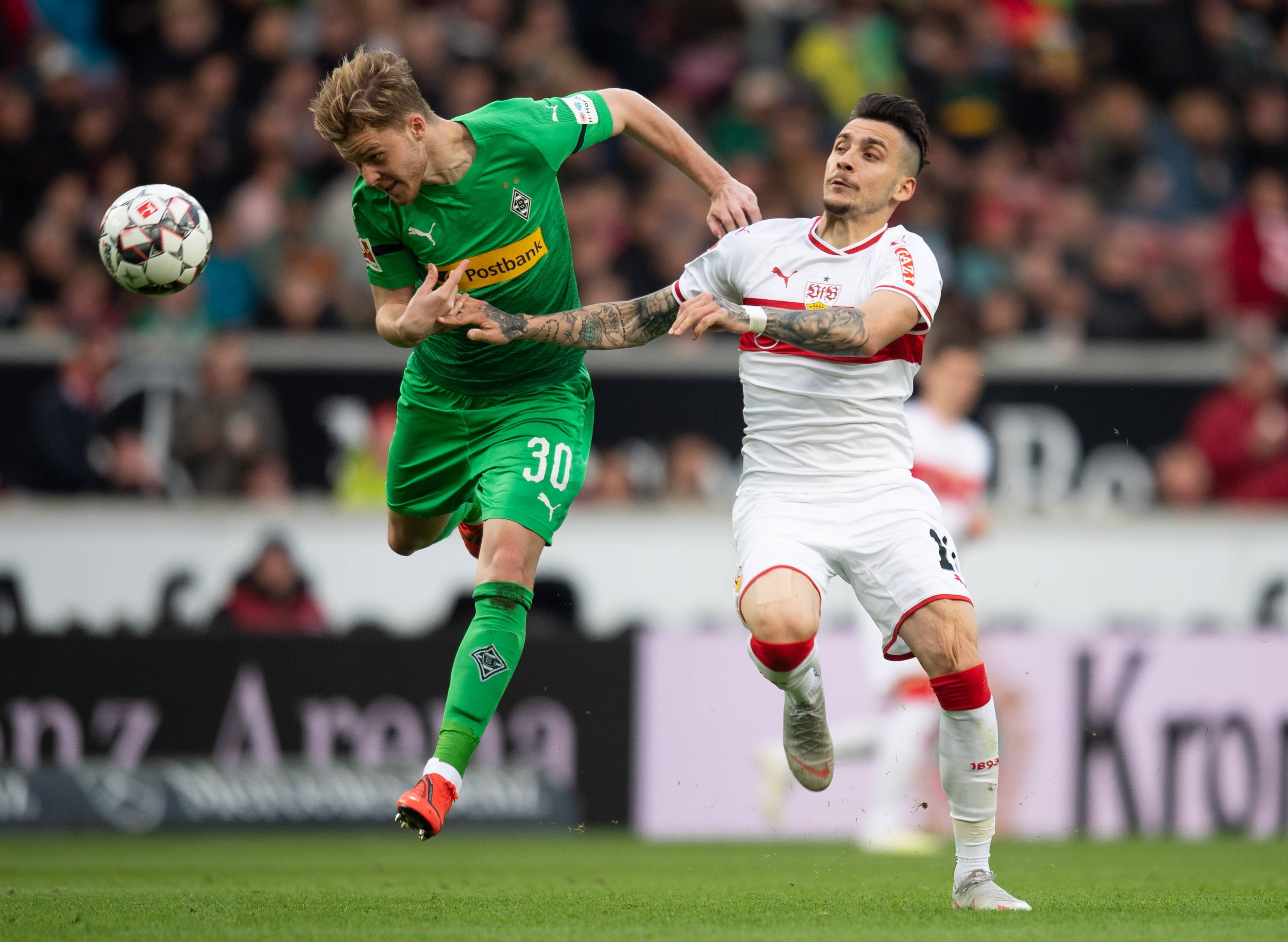 开云体育官方网站-弗赖堡队在比赛中表现出色，成功取得胜利