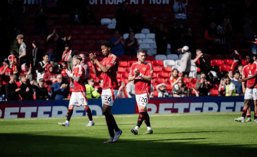 曼联客场击败伯恩茅斯,取得分 曼联客场击败伯恩茅斯,取得分