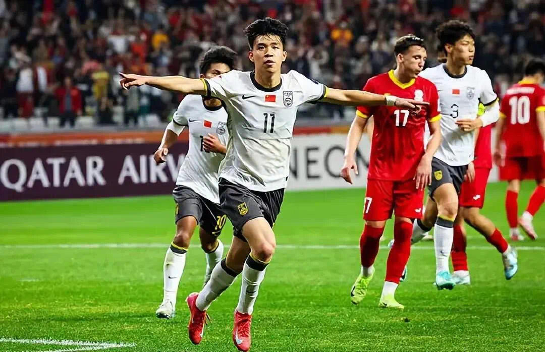 开云体育中国-关于澳大利亚队在比赛中取得胜利晋级下一轮的信息