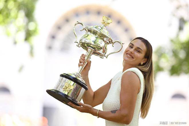 包含兰斯球员状态火爆，备战下一场强强对话的词条