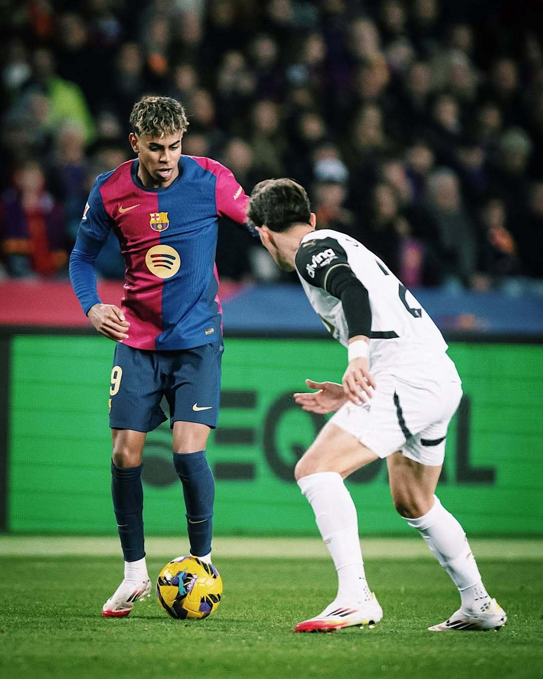 瓦伦西亚客场大胜萨拉戈萨，取得联赛三连胜