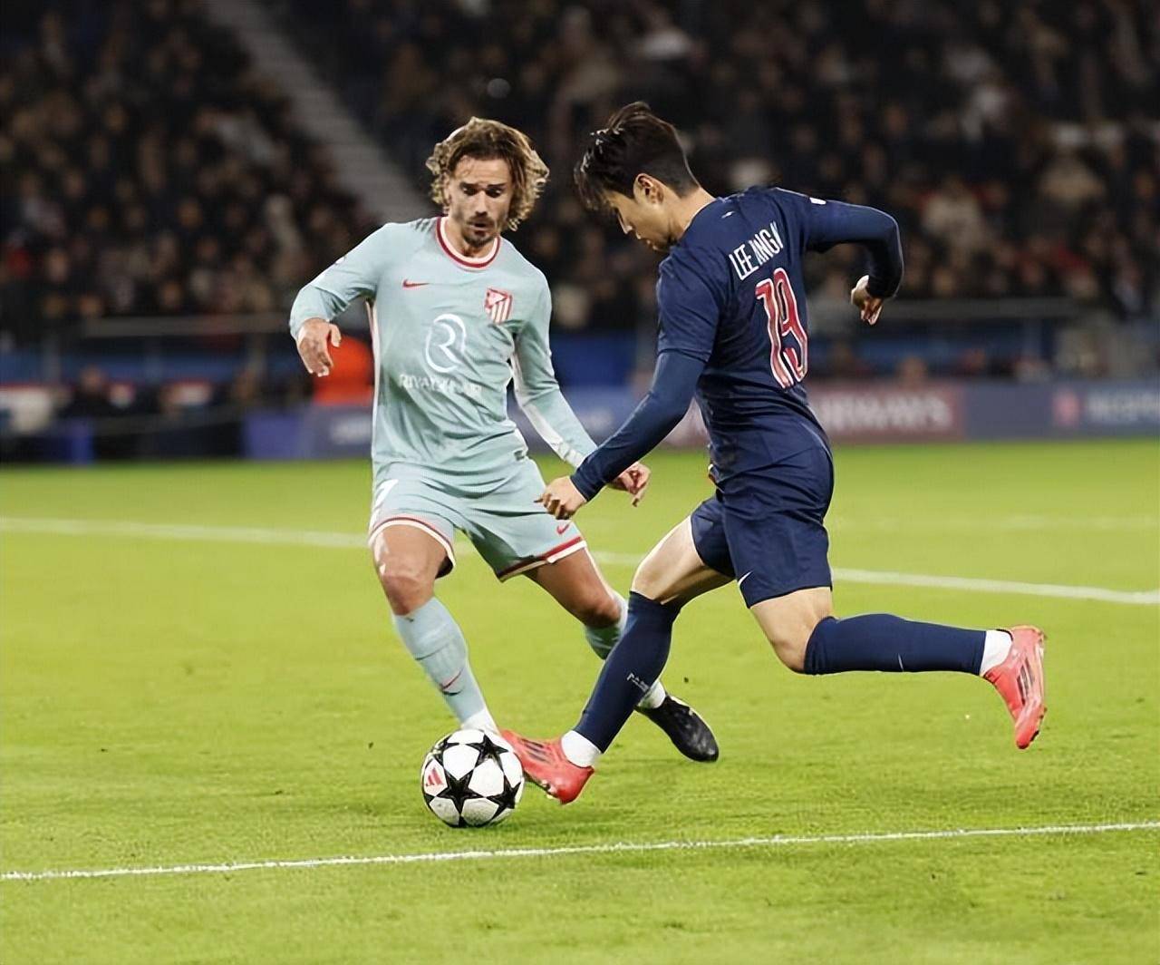 马竞后卫表现出色,助球队保持不败战绩的简单介绍 马竞后卫表现出色,助球队保持不败战绩的简单介绍