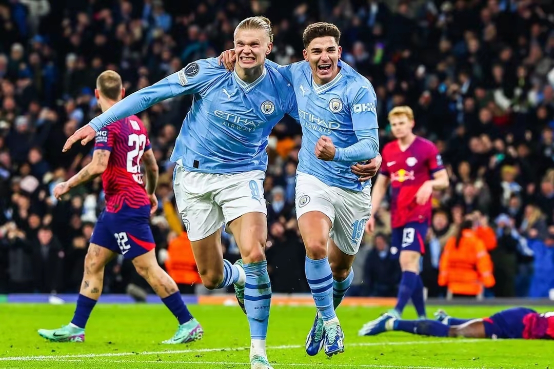 贝尔纳多助曼城横扫,提前锁定小组头名的简单介绍 贝尔纳多助曼城横扫,提前锁定小组头名的简单介绍