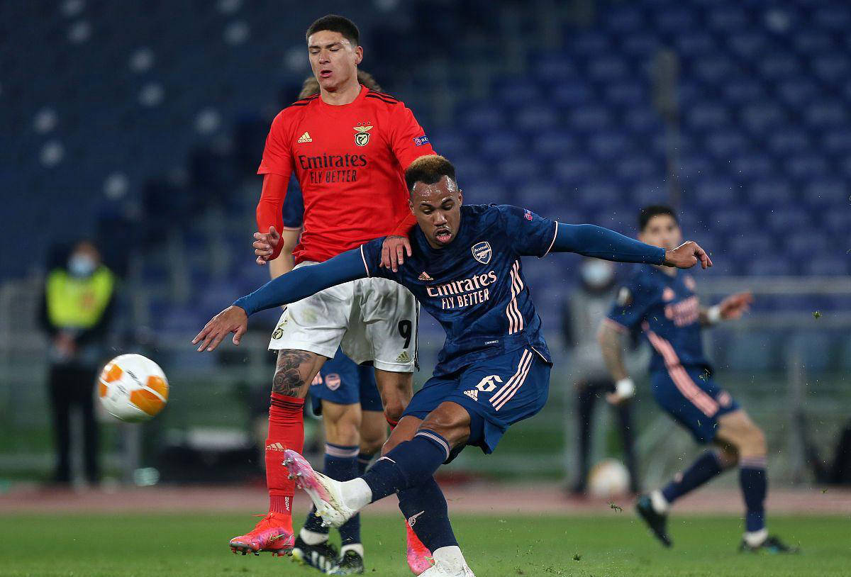 包含本菲卡在主场取得优势,积极备战下一轮的比赛的词条 包含本菲卡在主场取得优势,积极备战下一轮的比赛的词条