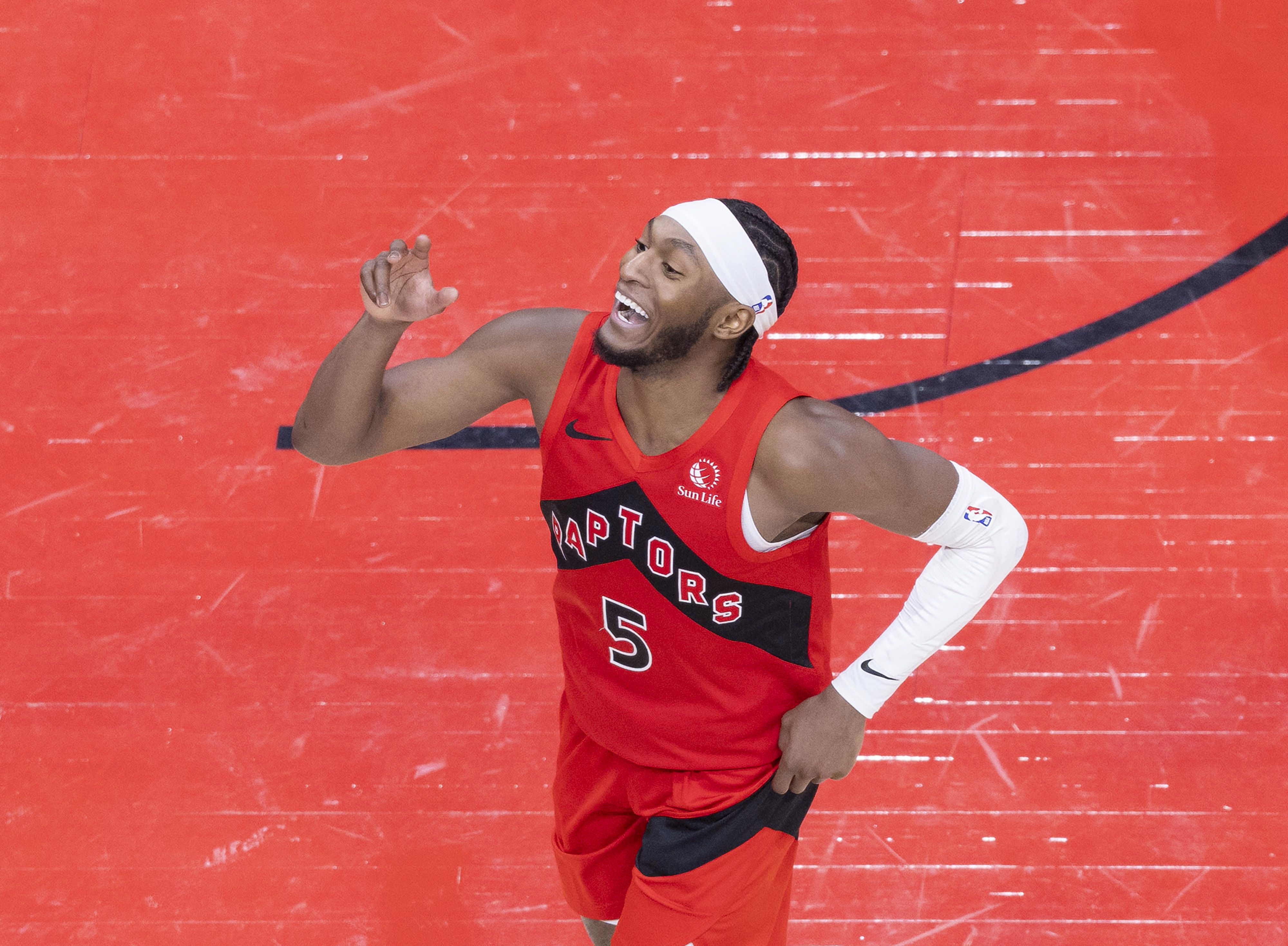 开云下载-关于前场球员关键上篮，取得比分领先的信息