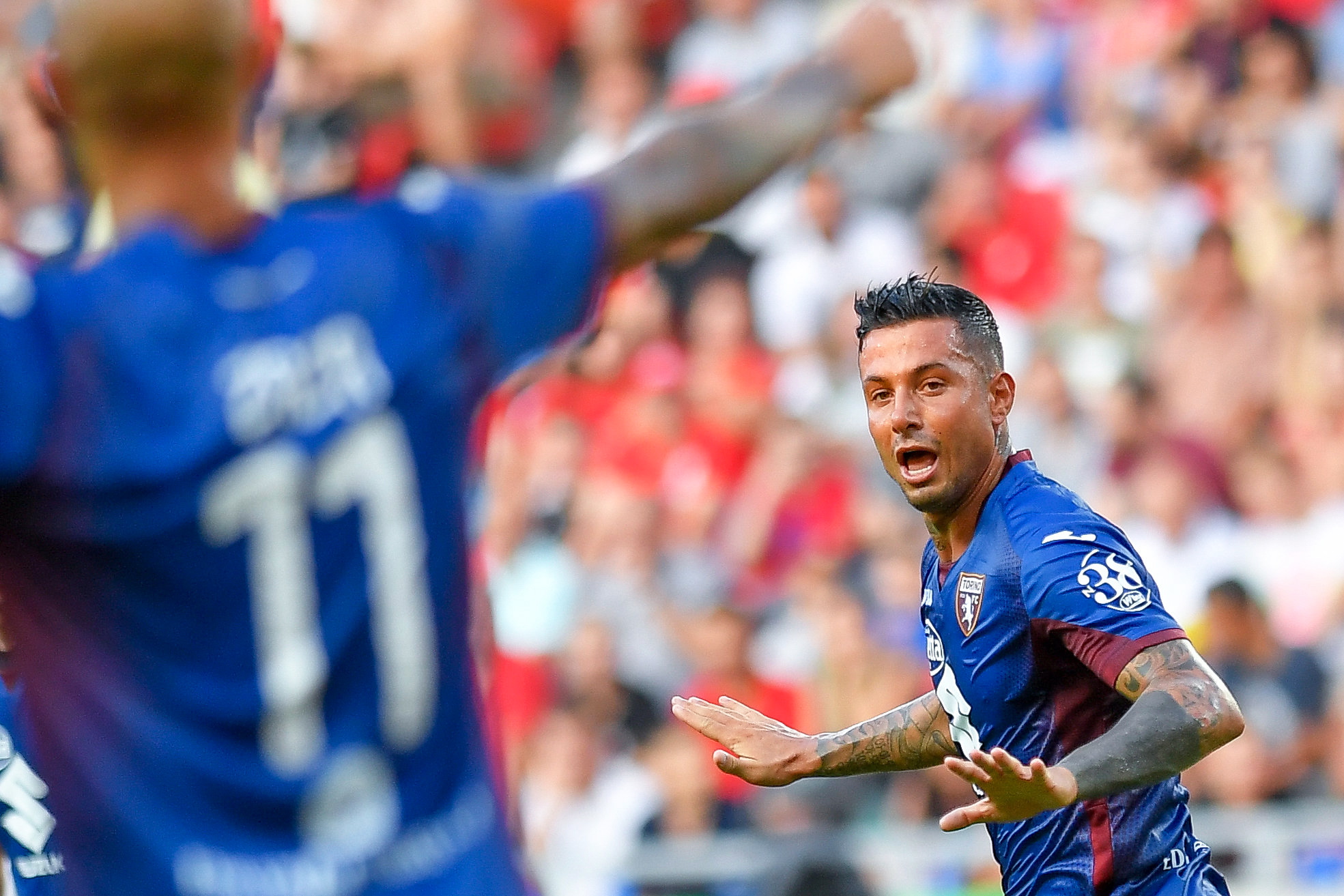 开云体育平台APP-包含都灵进级八强，触目惊心的胜利的词条