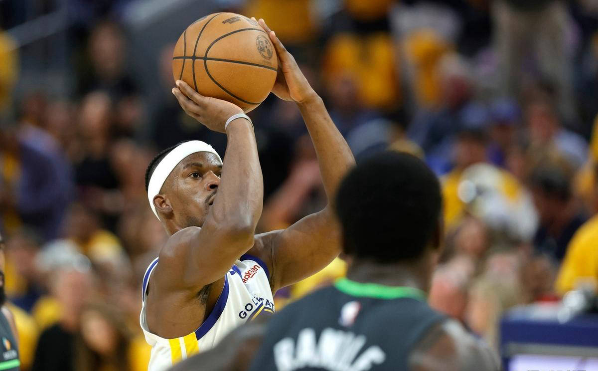 篮球比赛中出现了一场平局的比赛 篮球比赛中出现了一场平局的比赛