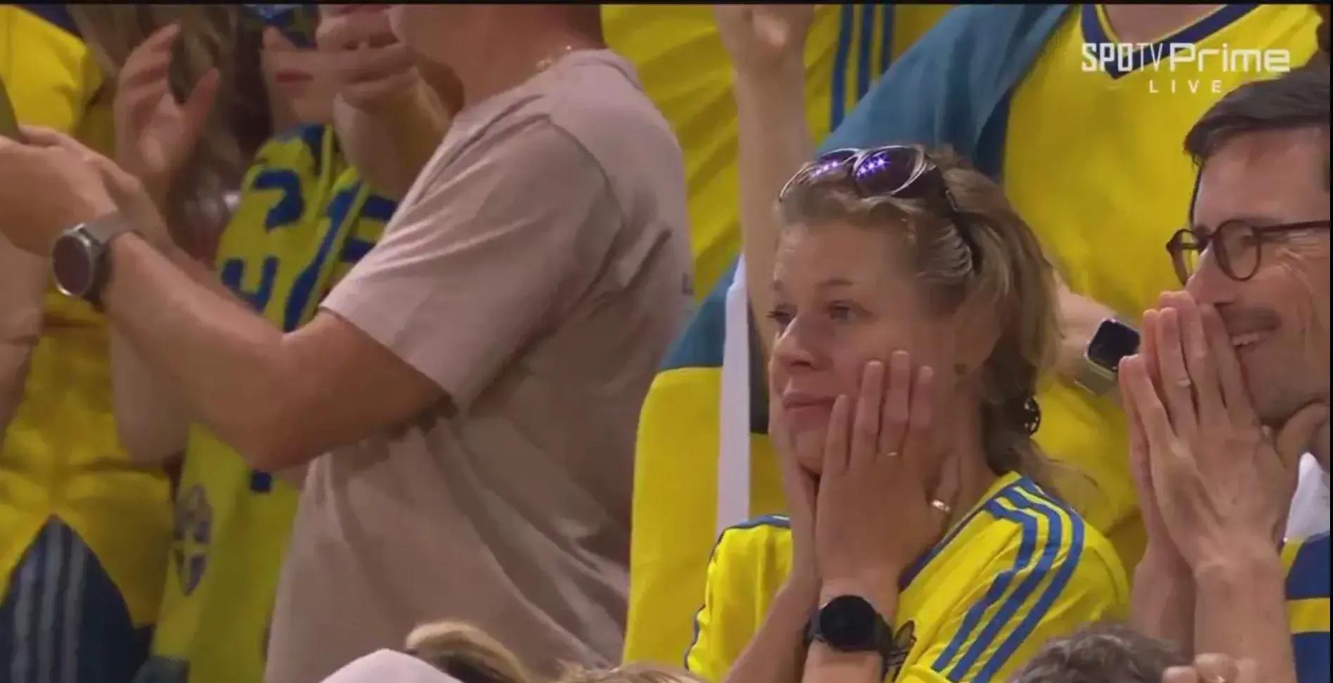 女子足球锦标赛决赛上演绝杀大战! 女子足球锦标赛决赛上演绝杀大战!