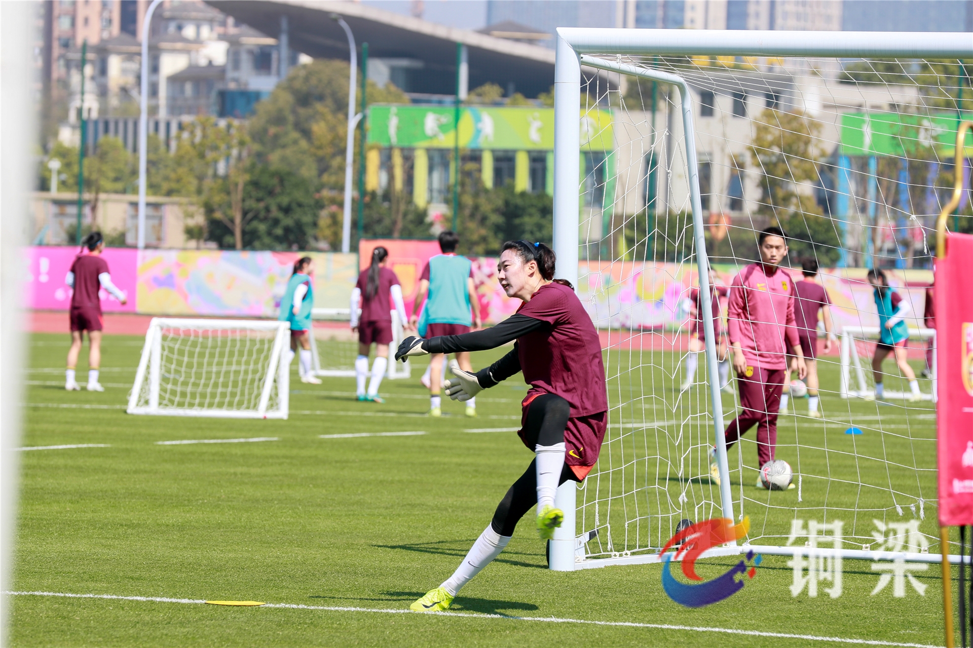 开云体育下载-关于国家女足队训练地点变更，备战加速的信息