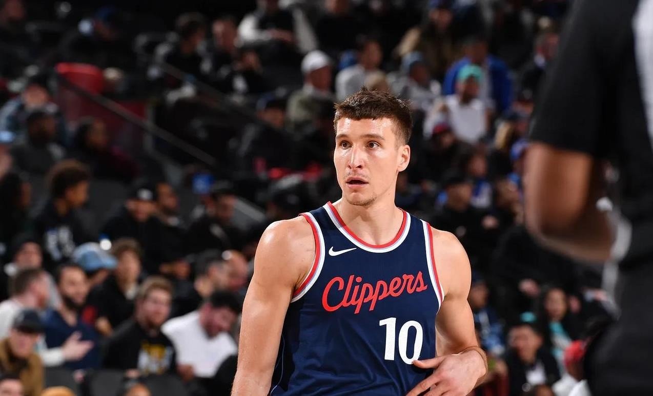 独行侠客场大胜国王,取得三连胜的简单介绍 独行侠客场大胜国王,取得三连胜的简单介绍