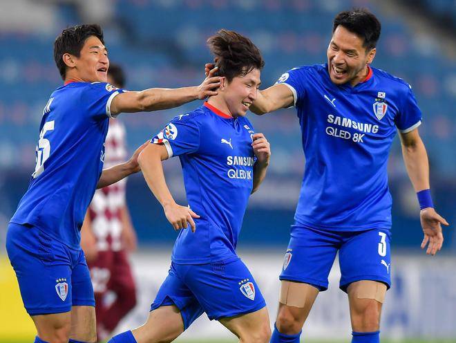 亚冠豪强!广岛三箭主场3-1力克首尔FC,步入小组赛前八 亚冠豪强!广岛三箭主场3-1力克首尔FC,步入小组赛前八