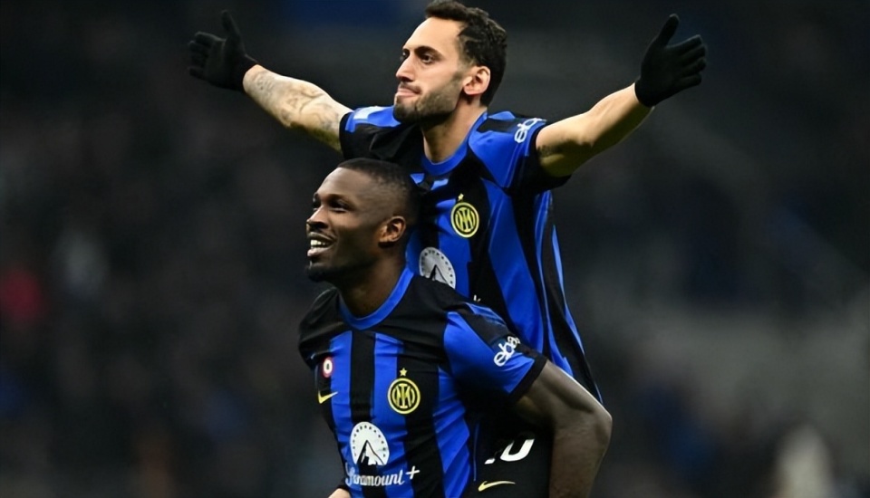 开云体育入口-米兰对阵那不勒斯，豪门对决