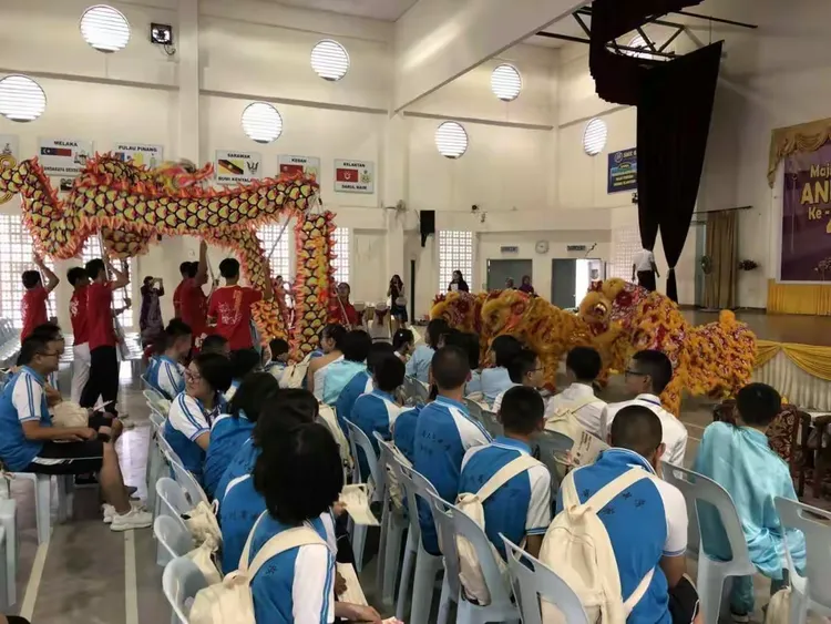 开云体育平台APP-马来西亚球队团结一心，艰难寻找突破口的简单介绍