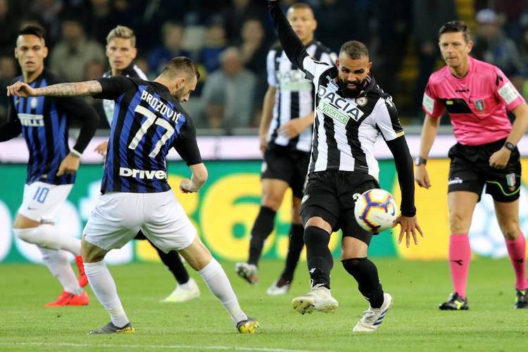 开云体育在线-关于都灵队员团结协作，击败劲旅的信息