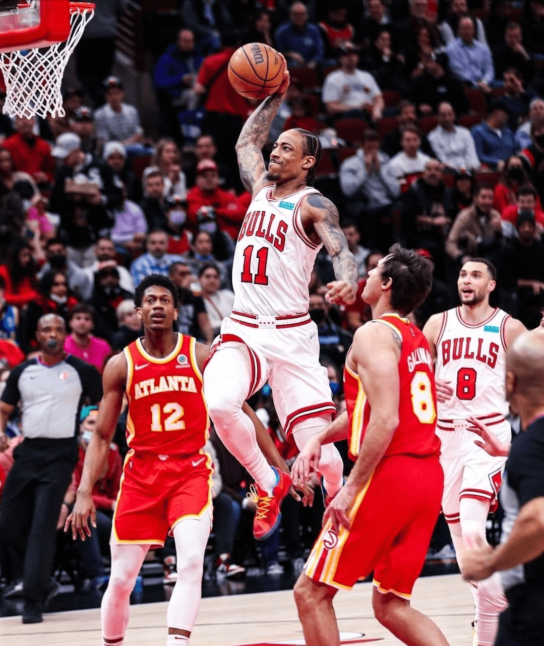 公牛擒老鹰,终结两连败 公牛擒老鹰,终结两连败