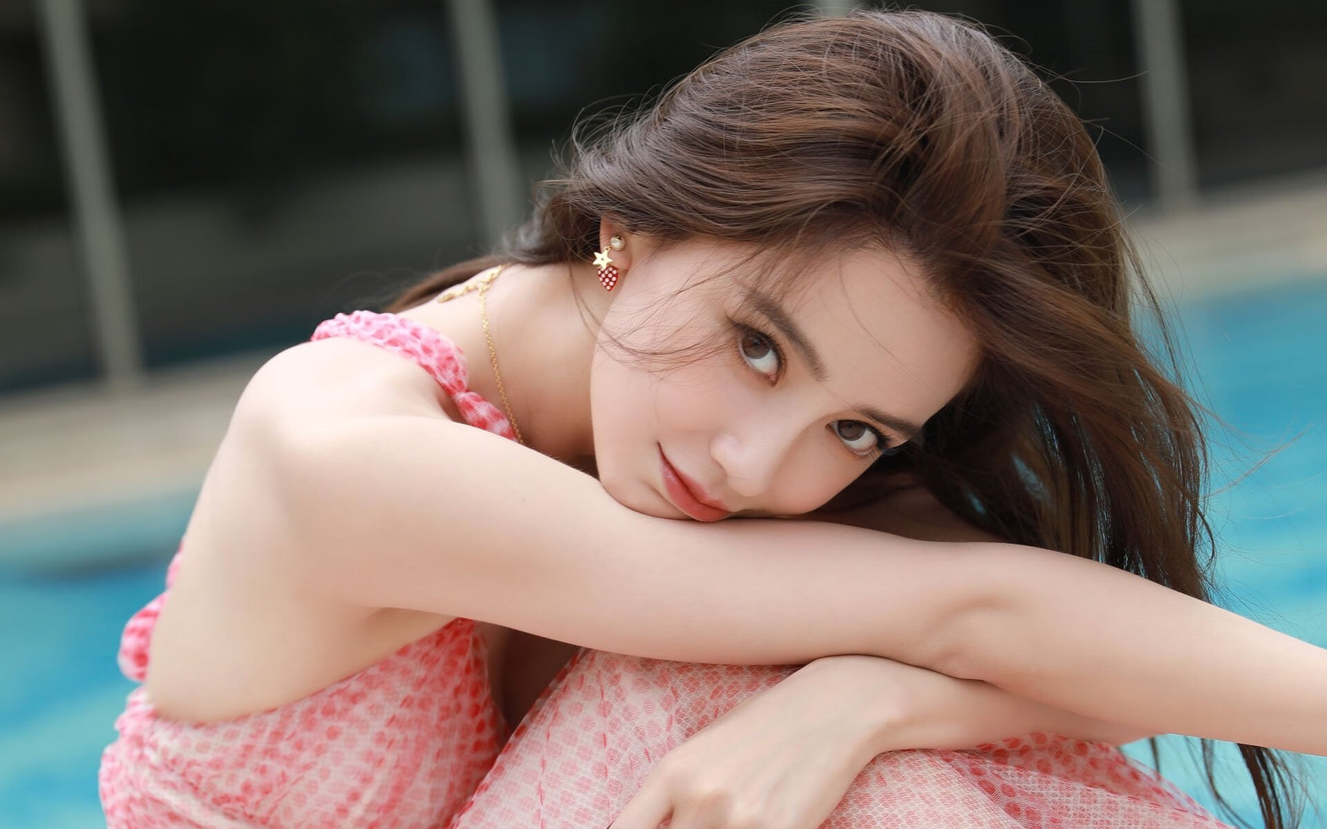 -极速与荣耀，当维斯塔潘锁定方向盘，当勇士重塑王朝