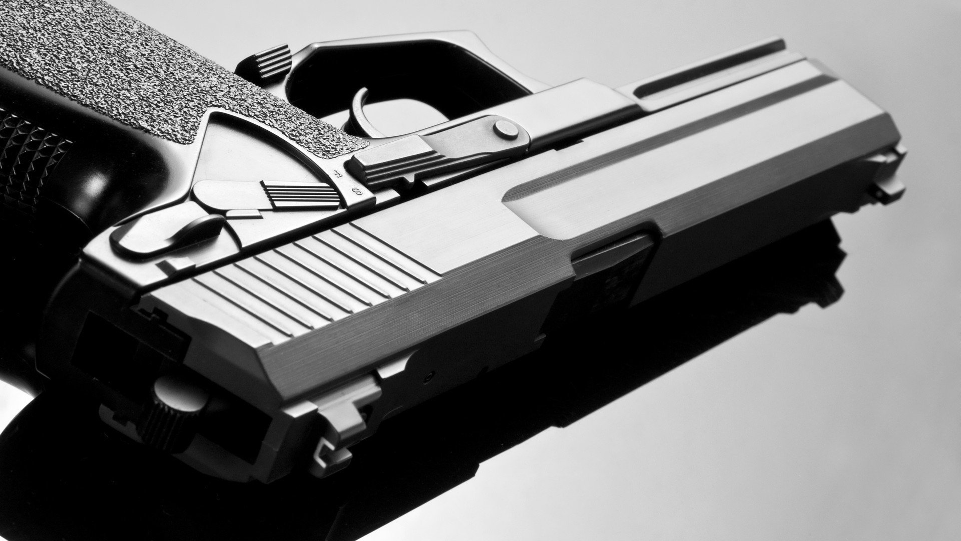 横扫风暴中的传奇书写，爱德华兹与上海队的涅槃之夜