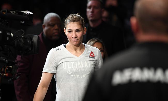 阿尔及利亚对阵墨西哥，范戴克关键进球定乾坤