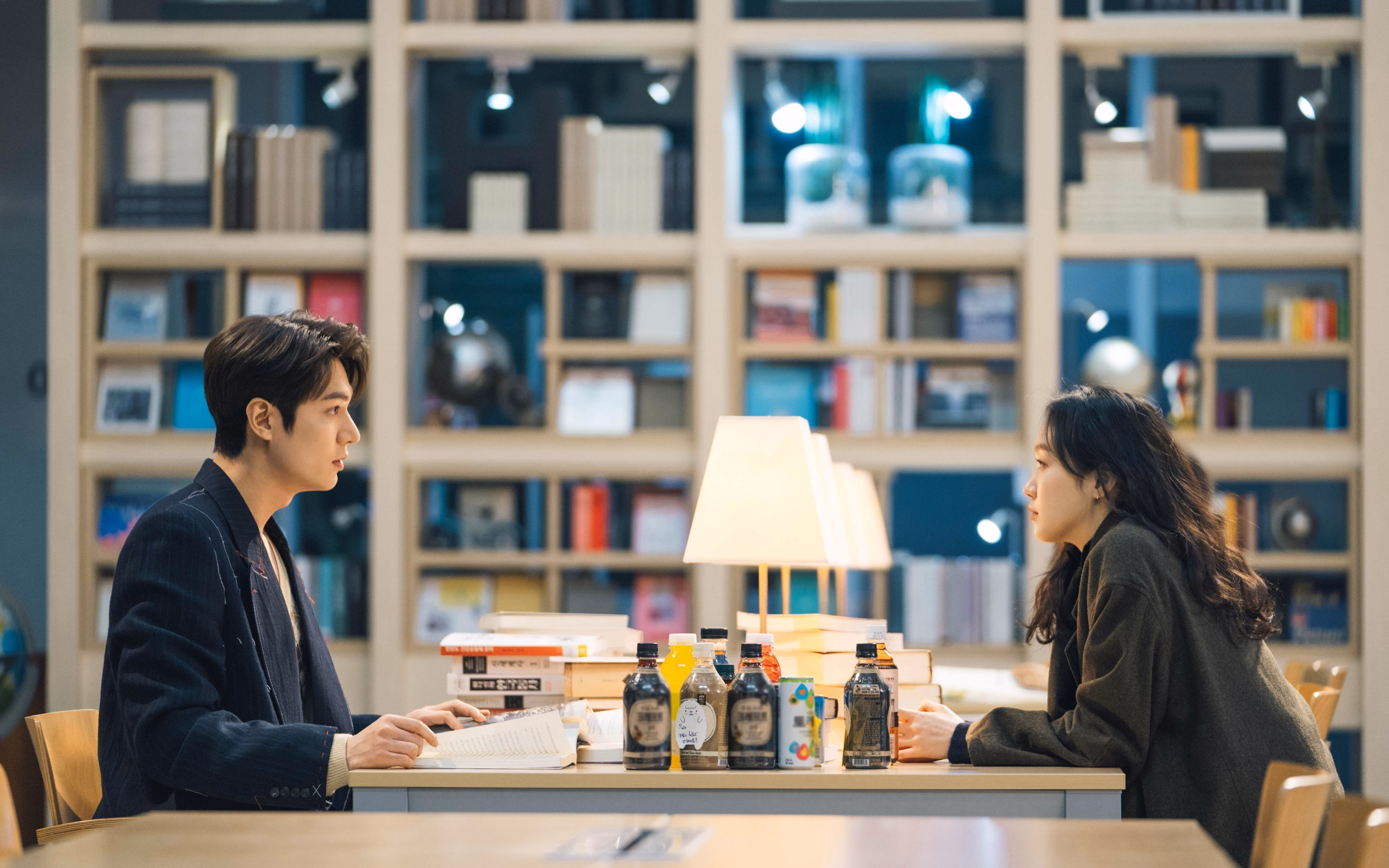 美学暴力，从拿破仑远征埃及到蒂亚戈的足球统治