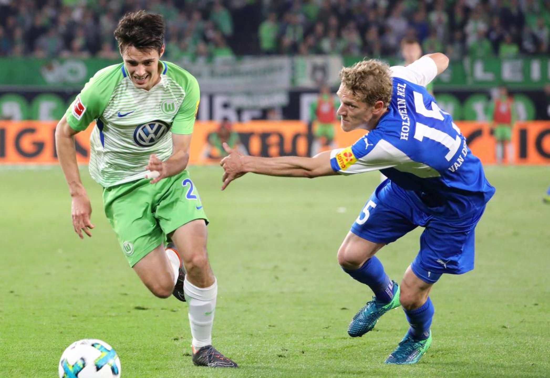 德甲争冠战焦点战，毕尔巴鄂鏖战冰岛